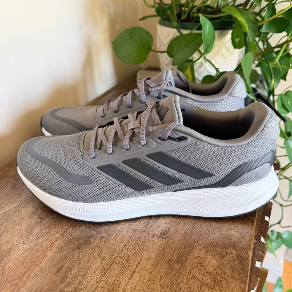 Adidas Runfalcon 5 Men 12 Grey Running Shoes JH5185 Cloudfoam Ortholite Sneakers